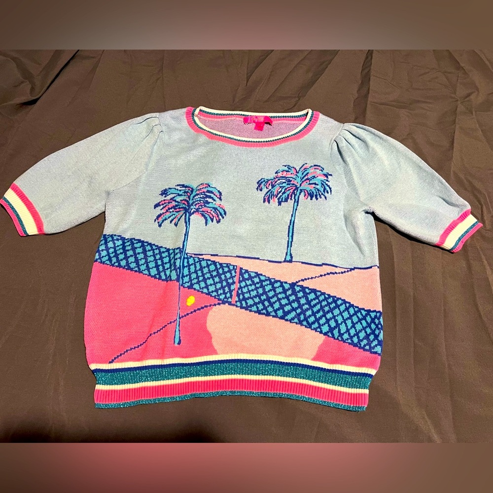 EUC Lilly Pulitzer short sleeve sweater with cute tennis design. Size M
